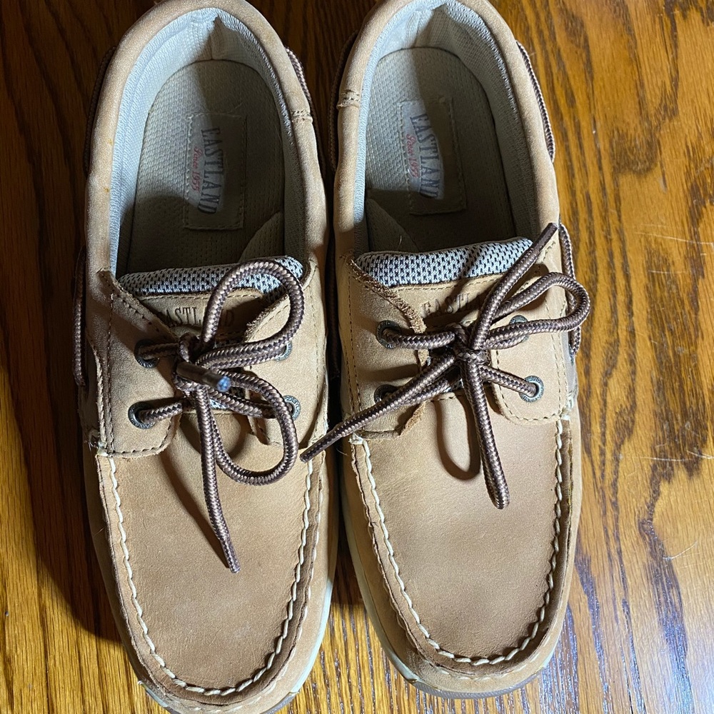 Woman’s Boat Shoes